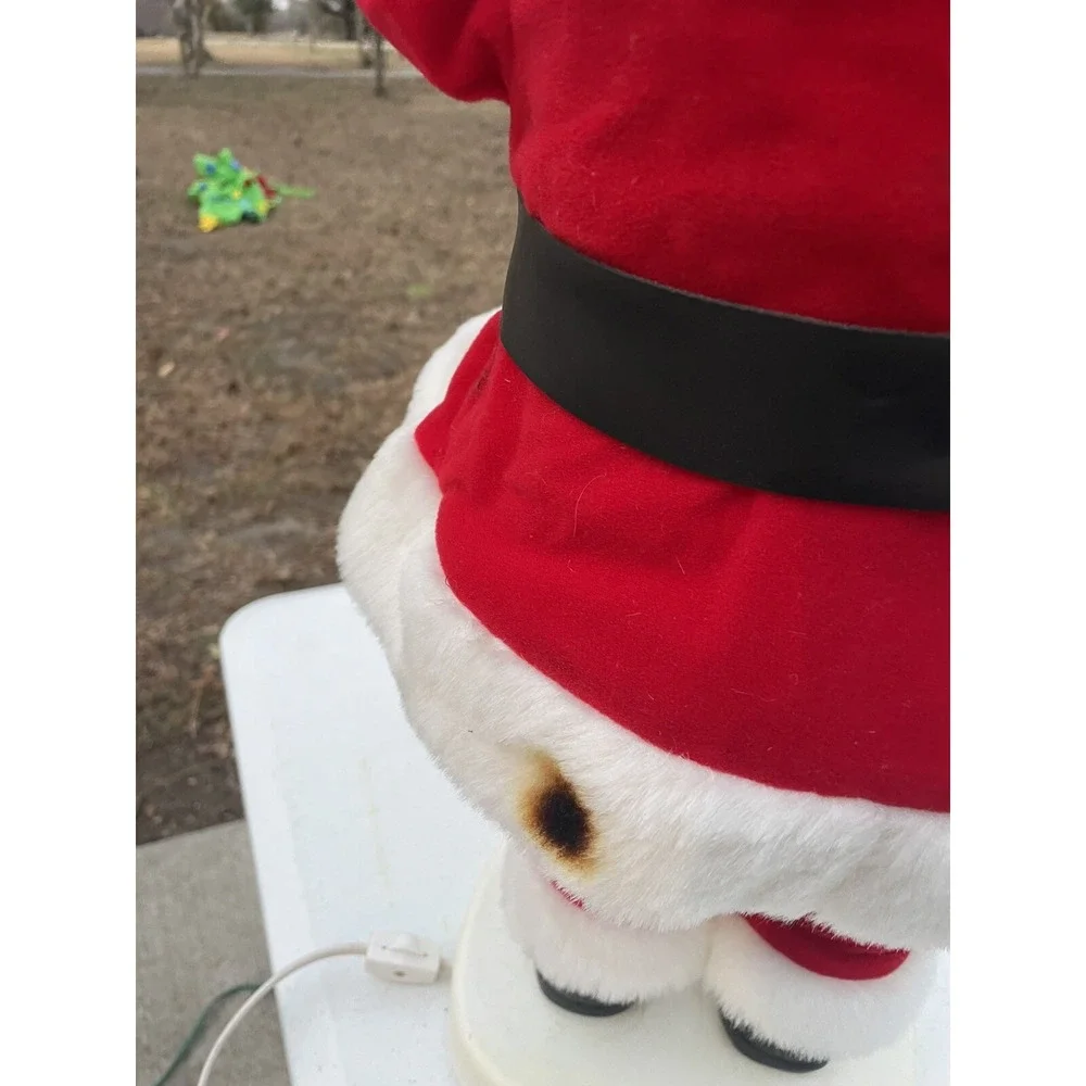 Vintage National Rennoc Animated Santa Claus w/ Candle Christmas Decoration‎ - Picture 4 of 7